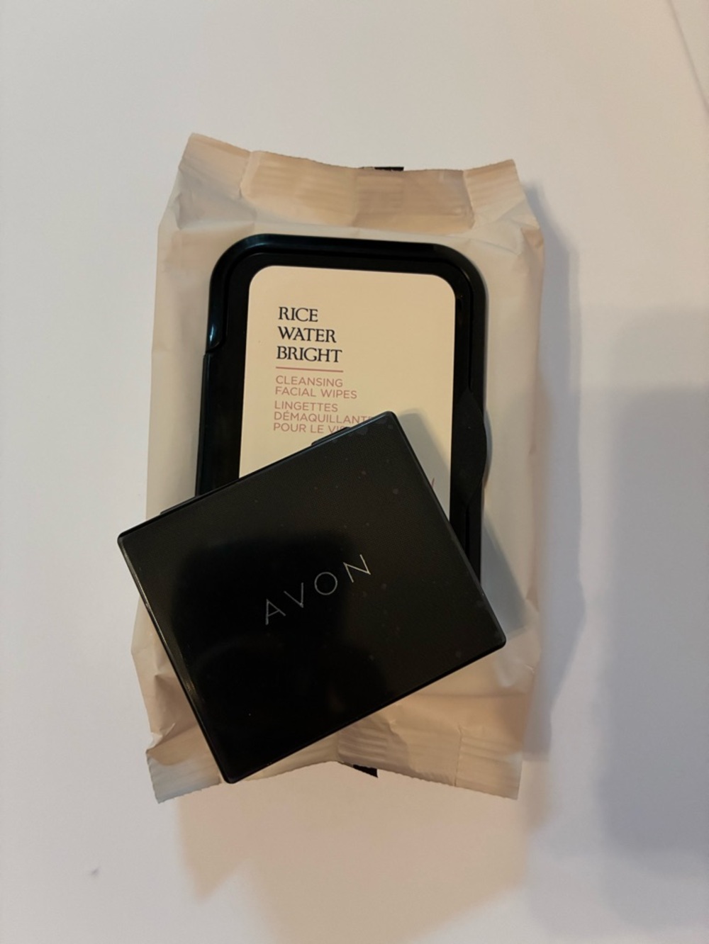 Cleansing Facial Wipes & Blotting Paper Compact set